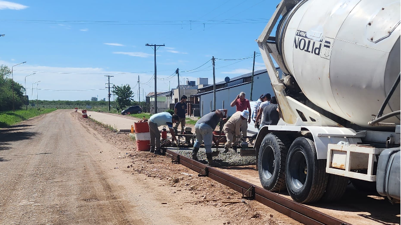 "REINICIO DE LA OBRA DE PAVIMENTACIÓN DE AV. 25 DE MAYO"