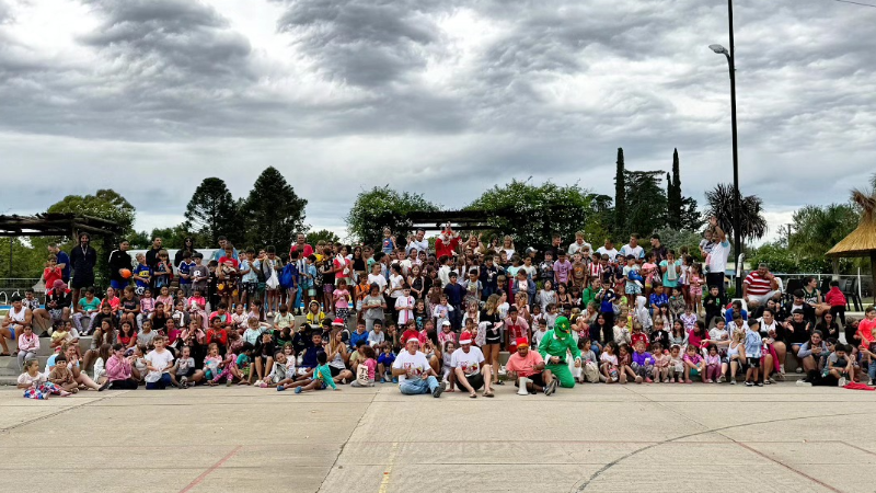 ¡PEPO NOEL VISITÓ LA COLONIA MUNICIPAL DE VERANO!