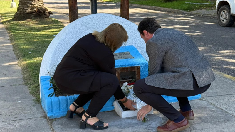 ACTO OFICIAL DÍA DEL VETERANO Y DE LOS CAÍDOS EN LA GUERRA DE MALVINAS