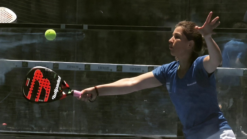 RECONOCIMIENTO PROVINCIAL PARA MARIA DE LAS NIEVES DEZORZI, COORDINADORA DEL CIRCUITO MUNICIPAL DE PADEL DE LARROQUE