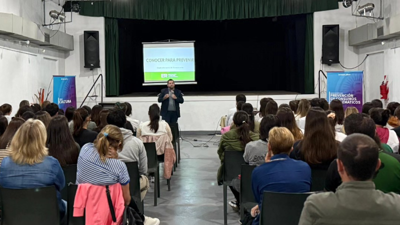 JORNADA "CONOCER PARA PREVENIR" SOBRE CONSUMOS PROBLEMÁTICOS EN LARROQUE