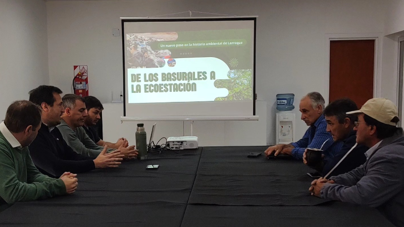 REUNIÓN ENTRE EL MUNICIPIO Y LA FEDERACIÓN AGRARIA POR EL PROYECTO DE LA ECOESTACIÓN
