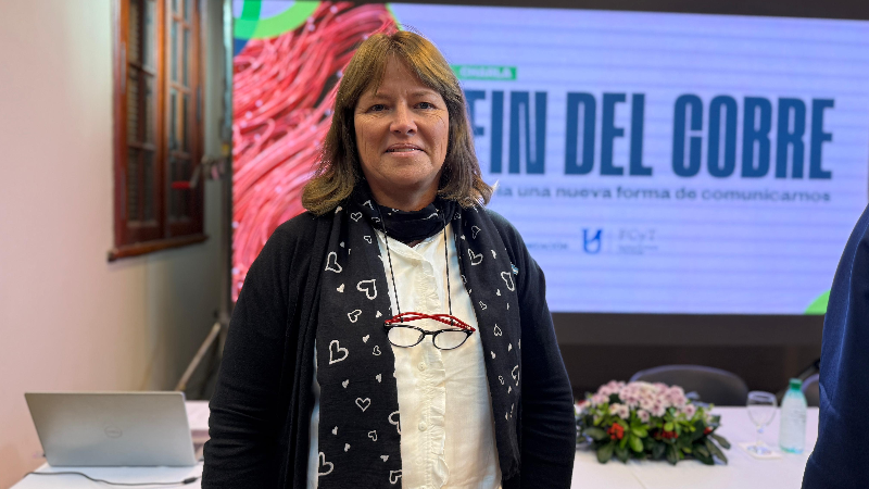 LARROQUE PRESENTE EN EL ENCUENTRO PROVINCIAL "FIN DEL COBRE" SOBRE EL FUTURO DE LAS TELECOMUNICACIONES