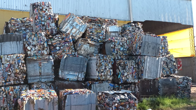 RECICLADO EN LARROQUE: MÁS DE 49.000 KG DE MATERIALES RECUPERADOS EN JUNIO
