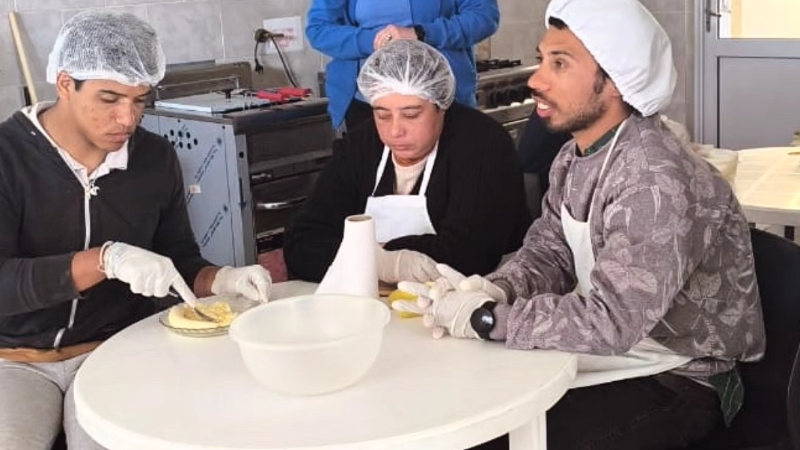 ACTIVIDAD DEL ESPACIO INLUSIÓN: HÁBITOS SALUDABLES Y COCINA CONSCIENTE