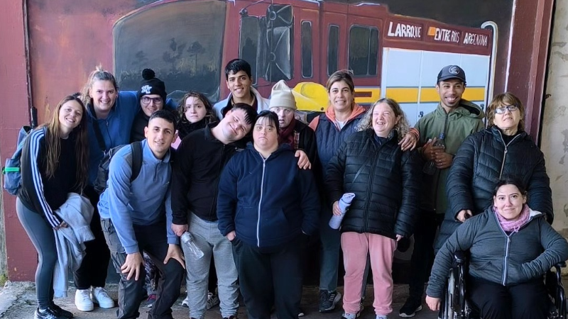 EL ESPACIO INCLUSIÓN VISITÓ EL CUARTEL DE BOMBEROS VOLUNTARIOS DE LARROQUE