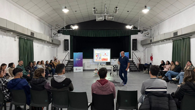CURSO DE RCP Y PRIMEROS AUXILI0S EN LARROQUE