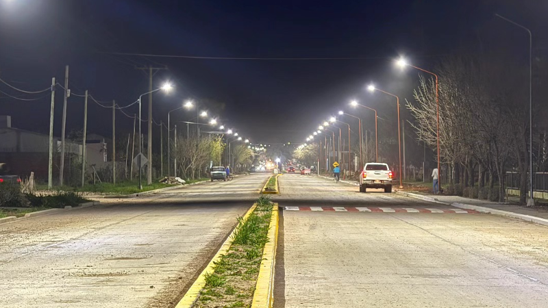 NUEVA ILUMINACIÓN LED EN AVENIDA 25 DE MAYO