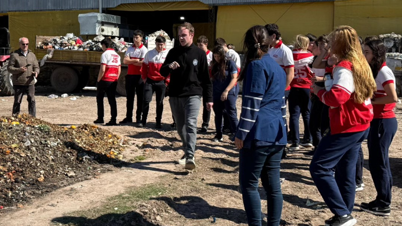 VISITAS EDUCATIVAS A LA PLANTA DE TRATAMIENTO DE RESIDUOS SÓLIDOS URBANOS ♻️