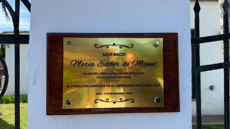 HOMENAJE A MARÍA ESTHER DE MIGUEL EN EL CENTENARIO DE SU NACIMIENTO