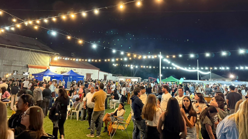 LARROQUE CELEBRÓ SU 116° ANIVERSARIO
