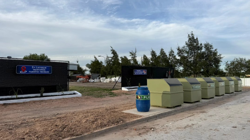 LARROQUE INAUGURÓ LA NUEVA ESTACIÓN DE TRANSFERENCIA DE RESIDUOS ESPECIALES.