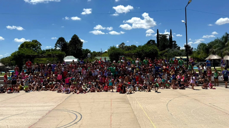 PEPO NOEL LLENÓ DE ELEGRÍA LA COLONIA MUNICIPAL