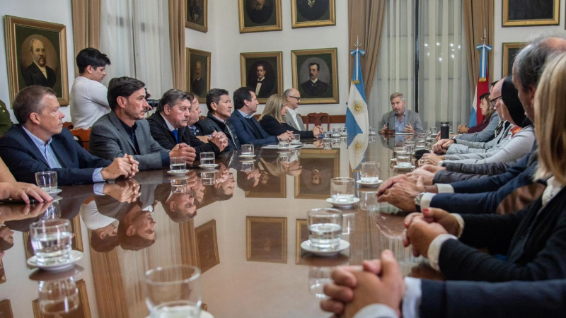 Larroque se sumó al programa MUNA, una iniciativa de UNICEF para fortalecer políticas de niñez y adolescencia
