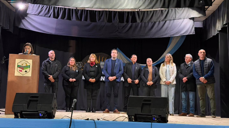 LARROQUE CONMEMORÓ EL 210.º ANIVERSARIO DE LA DECLARACIÓN DE LA INDEPENDENCIA